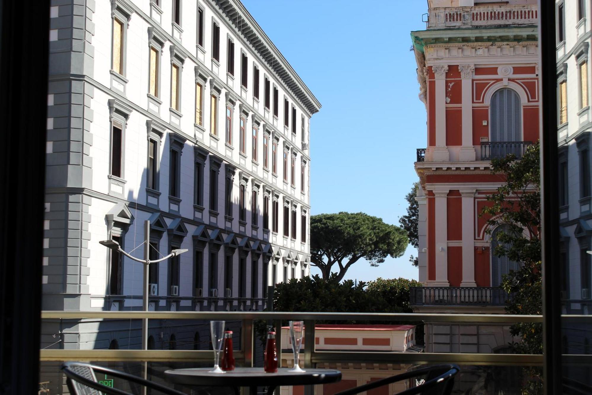 Готель Punto Felice Riviera - Centro Citta Lungomare Caracciolo Неаполь Екстер'єр фото