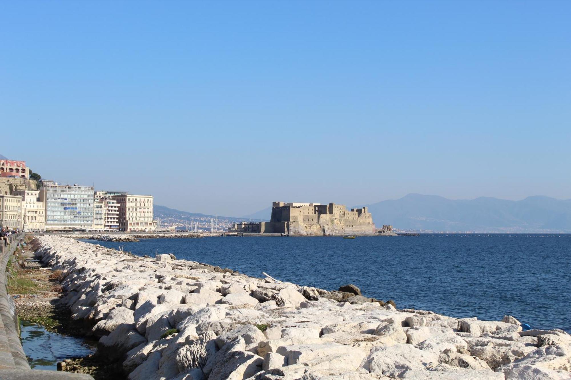 Готель Punto Felice Riviera - Centro Citta Lungomare Caracciolo Неаполь Екстер'єр фото